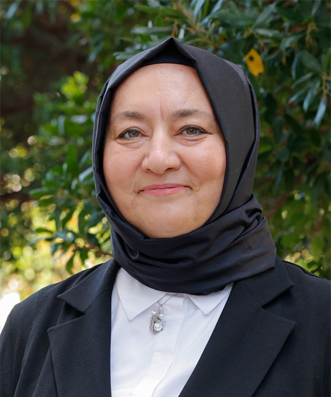 Öznur ÖZMUTLU BAYRAK